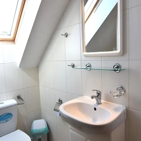 Holiday House In Kopalino Near Stilo Lighthouse, Cleaning Included بيت للعطل